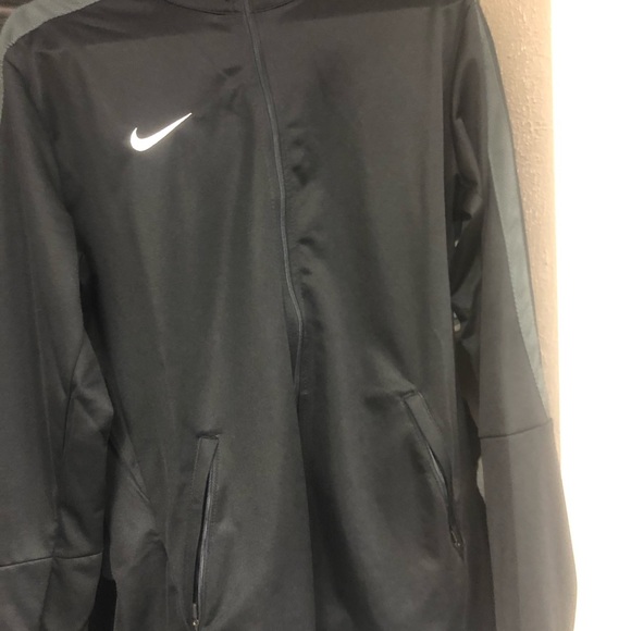 Nike Dry Fit Set - Picture 3 of 7